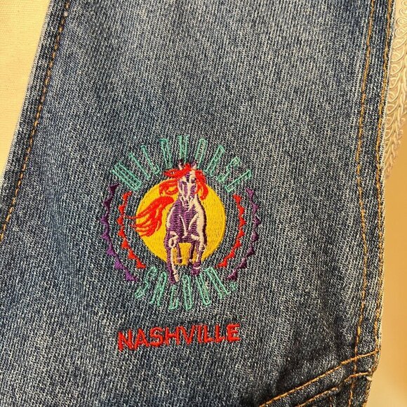 International Denim Vintage Embroidered Vest Wildhorse Saloon, Size Small - Picture 3 of 12